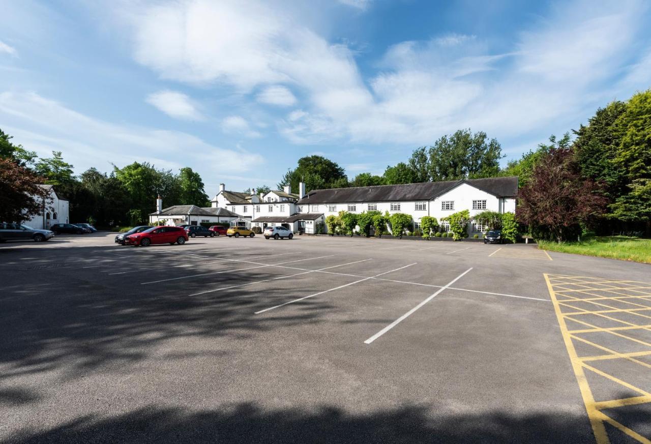 Statham Lodge Hotel Warrington Exterior photo